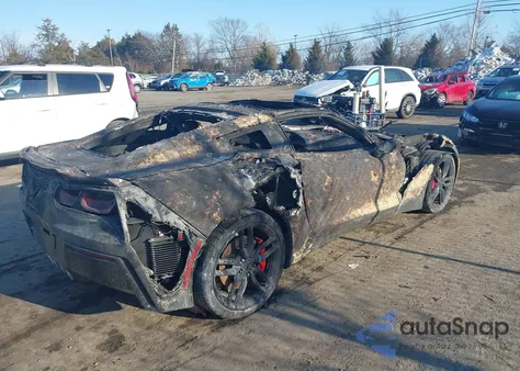 2016 Chevrolet Corvette Stingray Z51 z USA, uszkodzony, nr VIN 1G1YK2D73G5124687